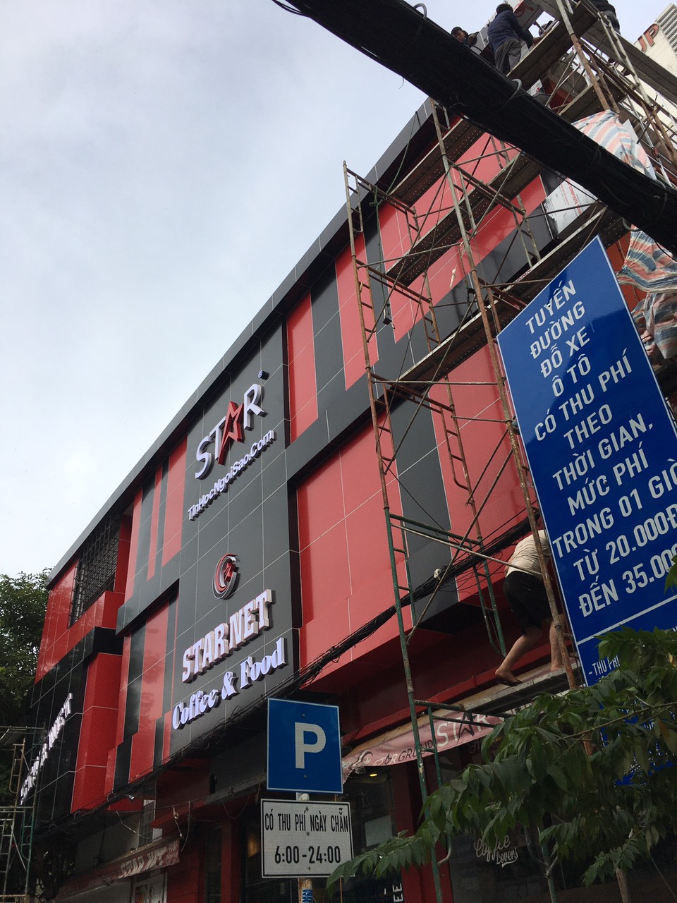 Thi Công Biển Đèn Led Chữ Nổi Đẹp Giá Rẻ Tại Bình Dương