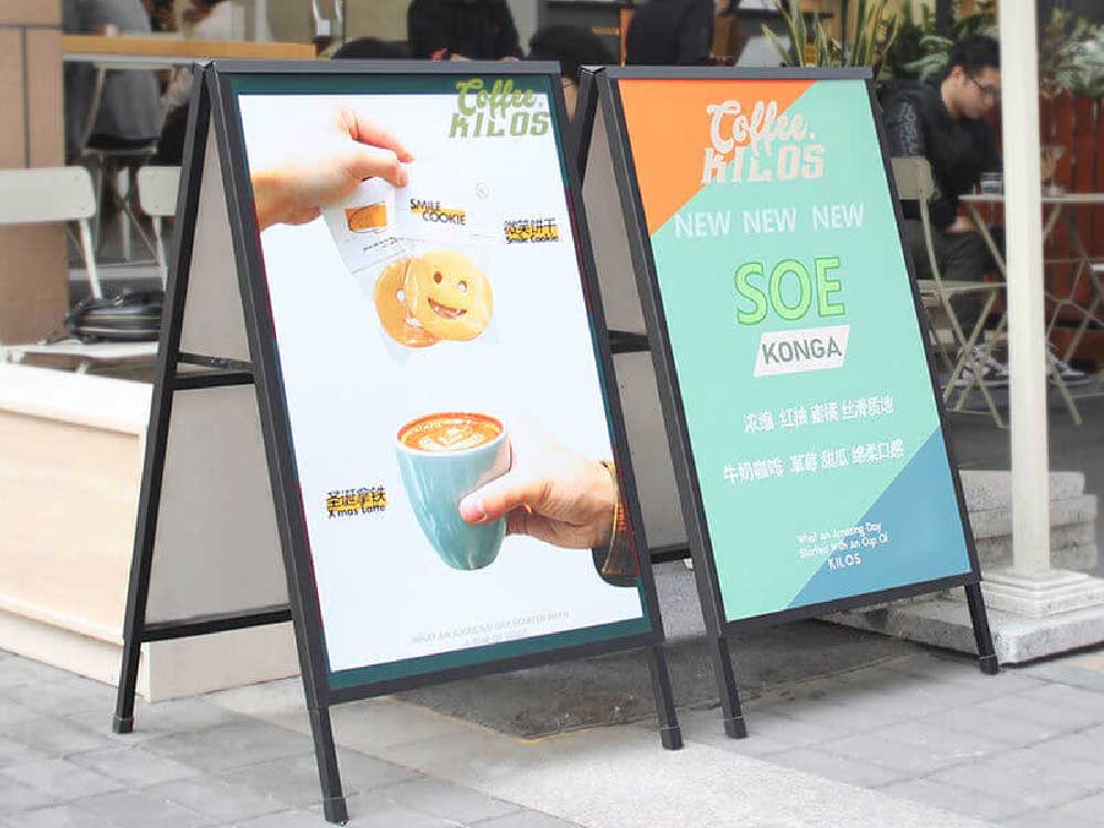 Standee Chữ A